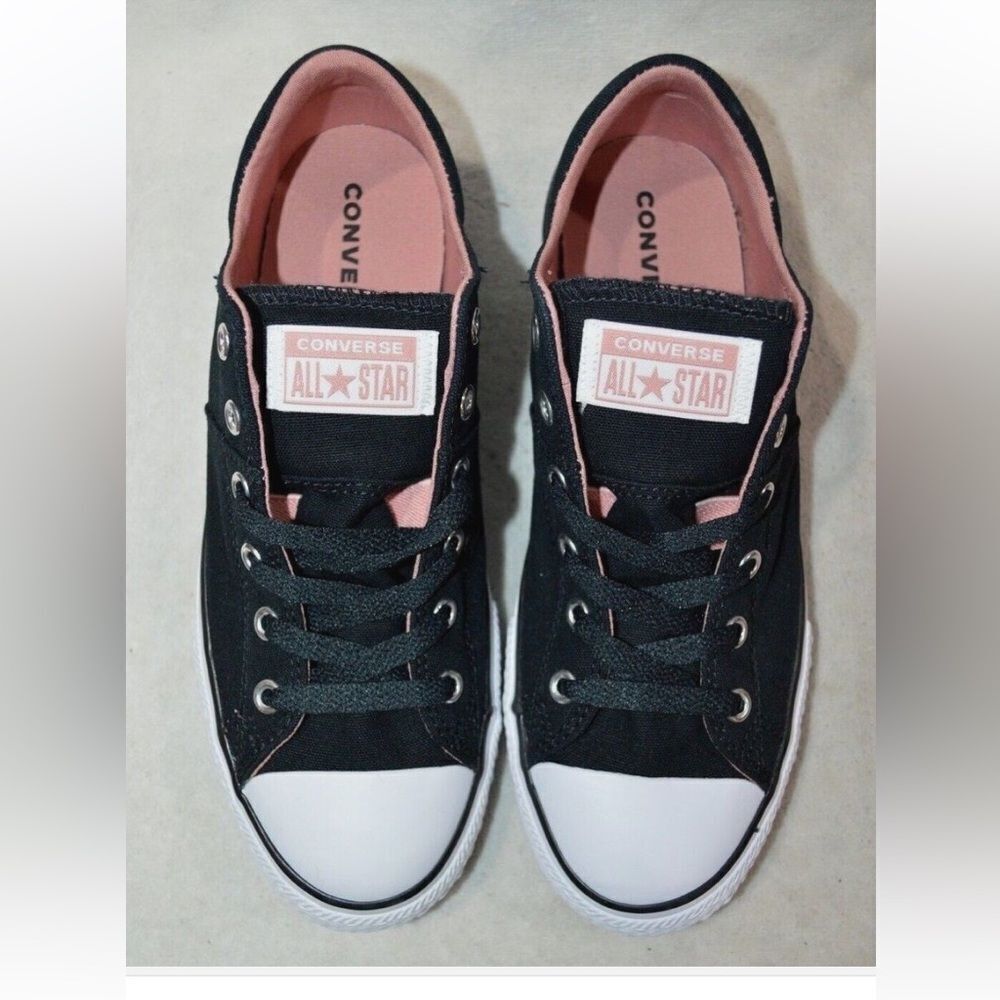 Converse Chuck Taylor All Madison Low Top Girl Shoes Size 1
